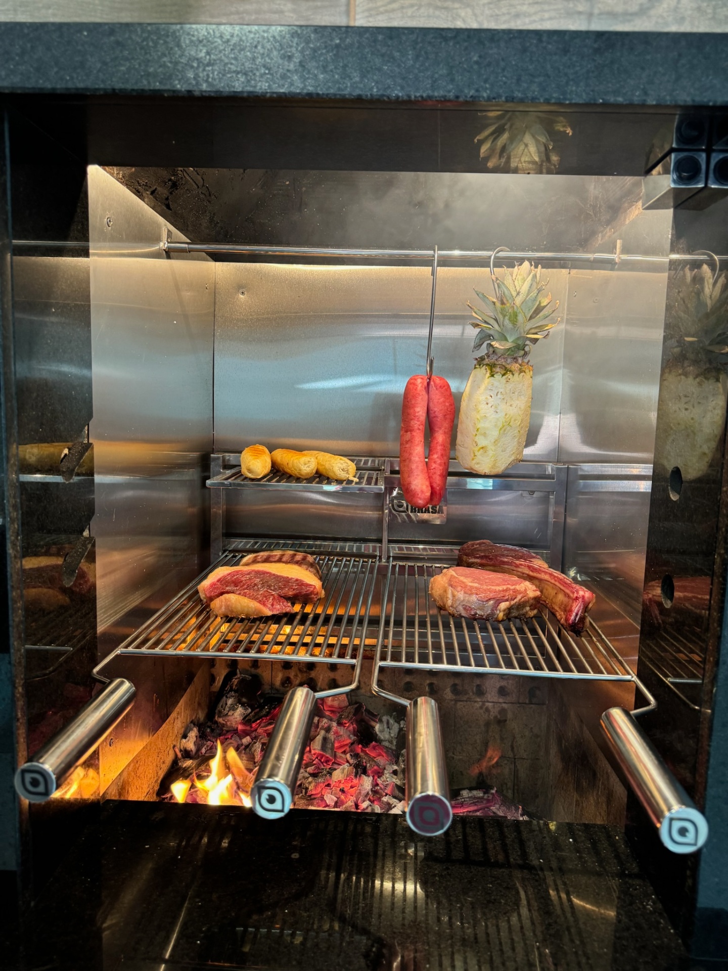 Kit premium em inox 304 com carnes assando